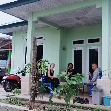 Petra Homestay Bangka Leda ルテン エクステリア 写真