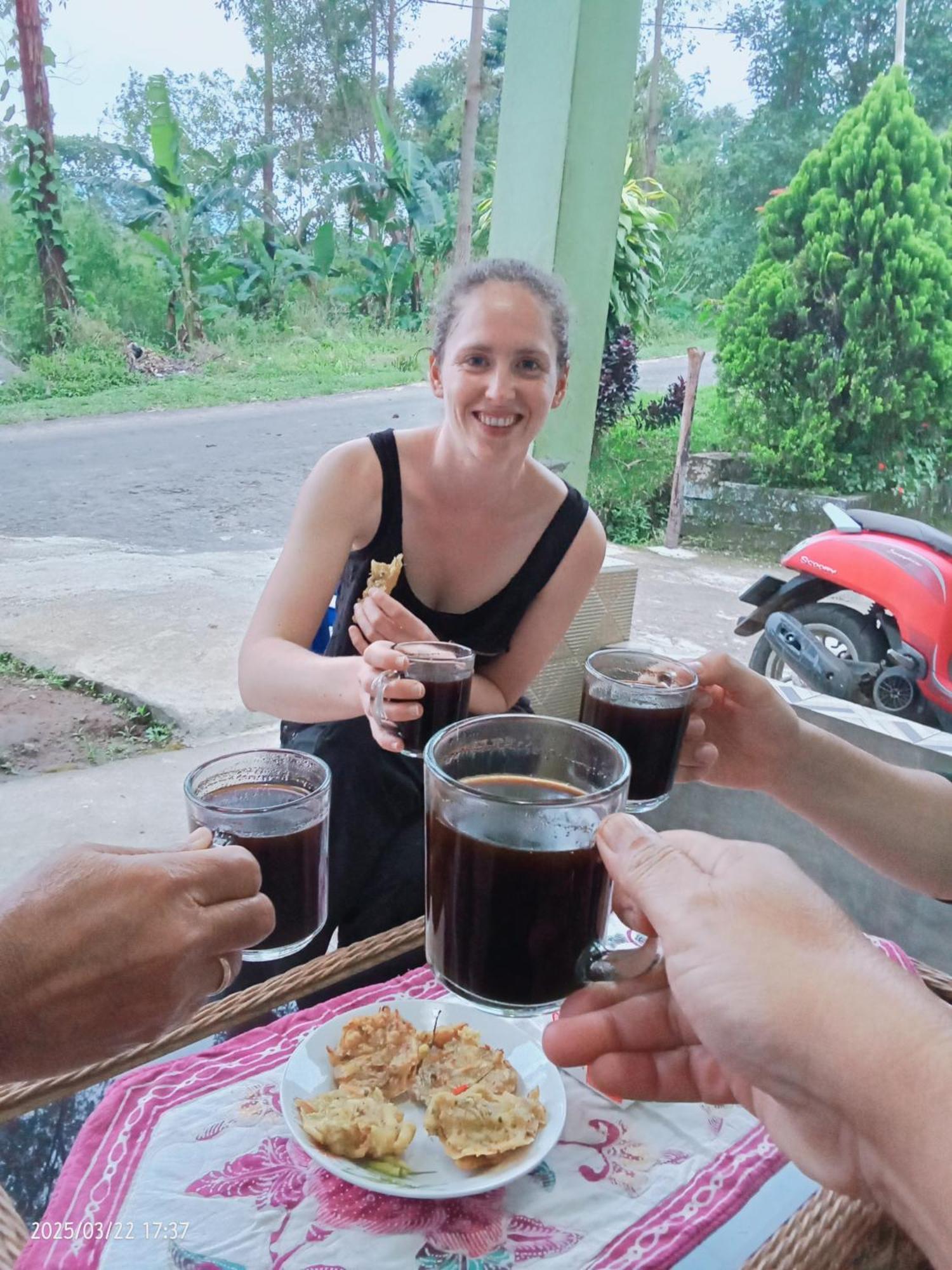 Petra Homestay Bangka Leda ルテン エクステリア 写真